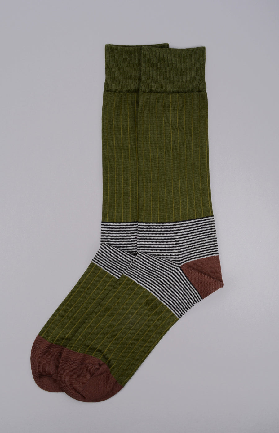 Peper Harow<p>oxford stripe<p>men's cotton crew socks<p>green