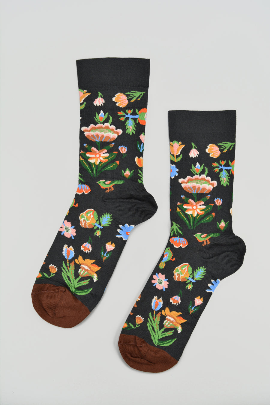 Bonne Maison<p>tapestry faux noir<p>crew cotton socks